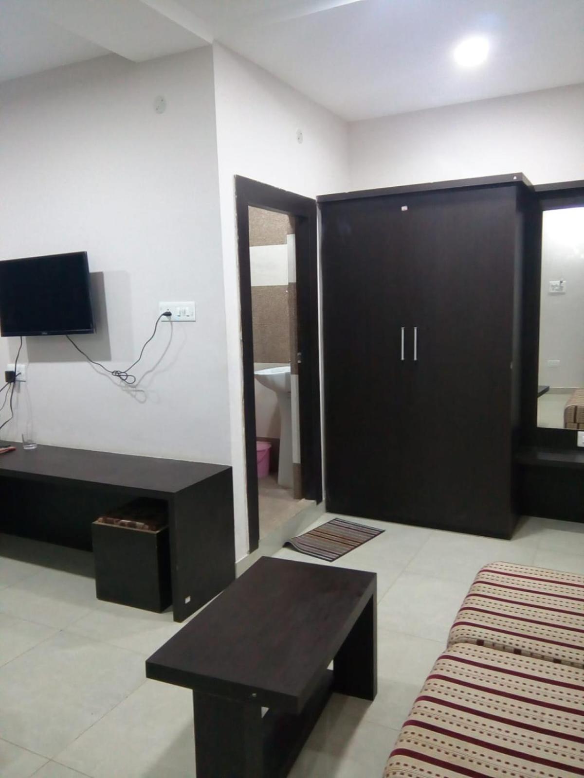 Hotel Indraprasth Balangir Exterior photo